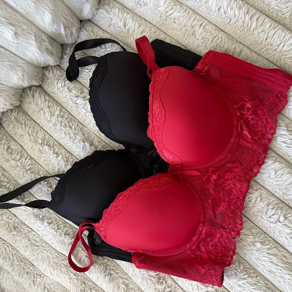 Lace Trim Black and Red Bra Set